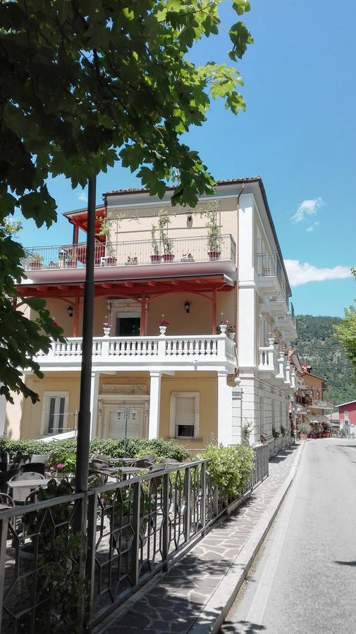 Hotel Mazzocca Caramanico Terme Exterior photo